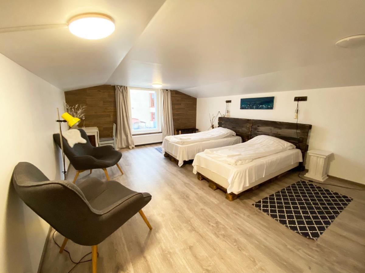 Lauri Historical Log House Manor Hotel Rovaniemi Eksteriør billede