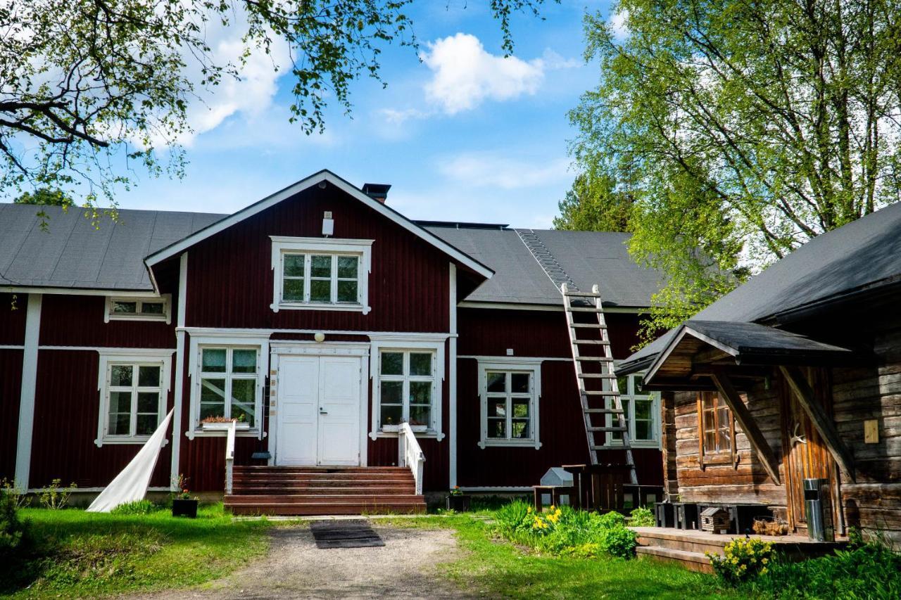 Lauri Historical Log House Manor Hotel Rovaniemi Eksteriør billede