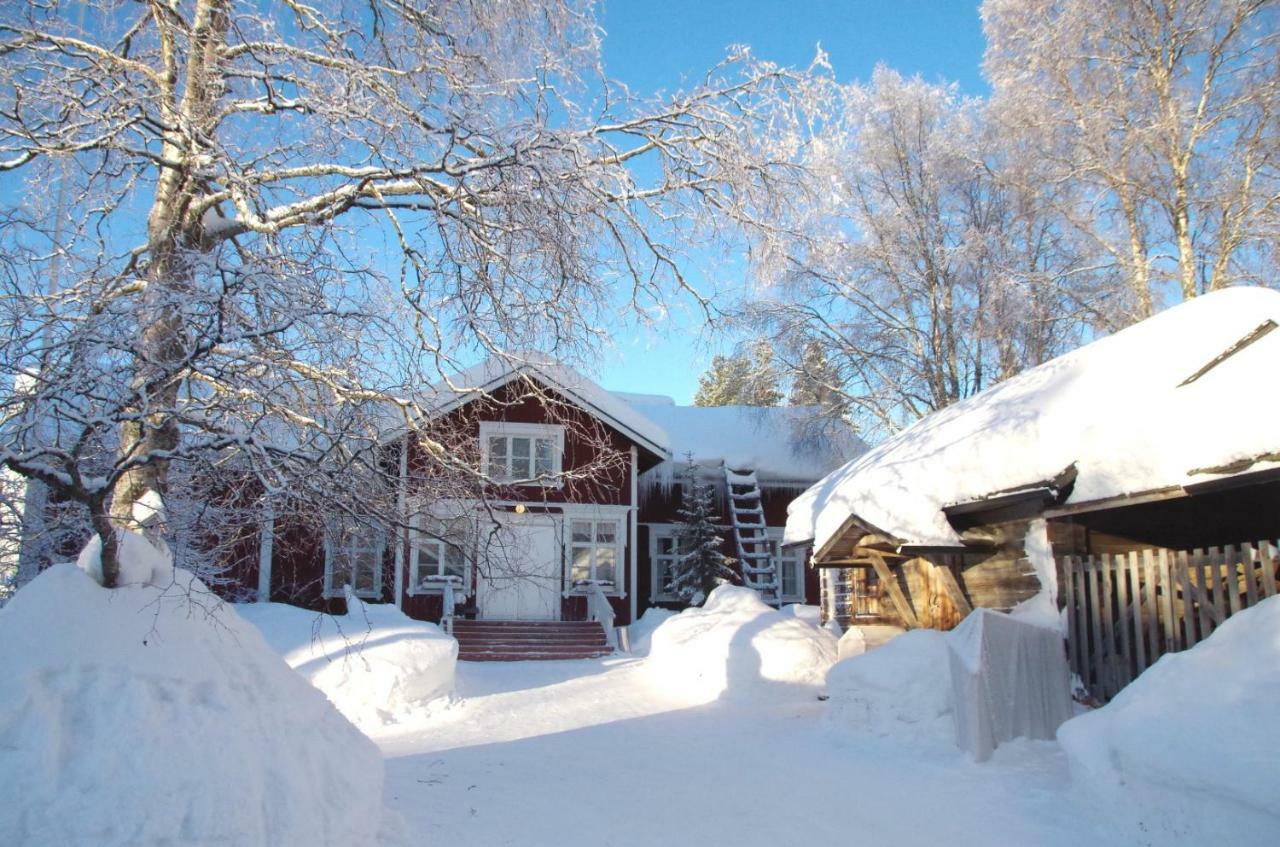 Lauri Historical Log House Manor Hotel Rovaniemi Eksteriør billede